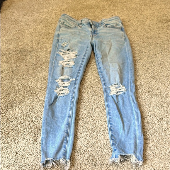 American Eagle Denim Jeggings size 2 Short Distressed Raw Hem - Picture 1 of 8